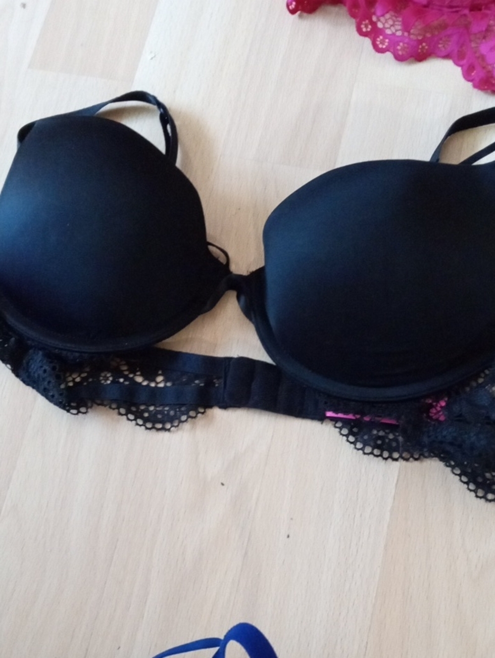 La SENZA Black Lace-Trim Padded Bra